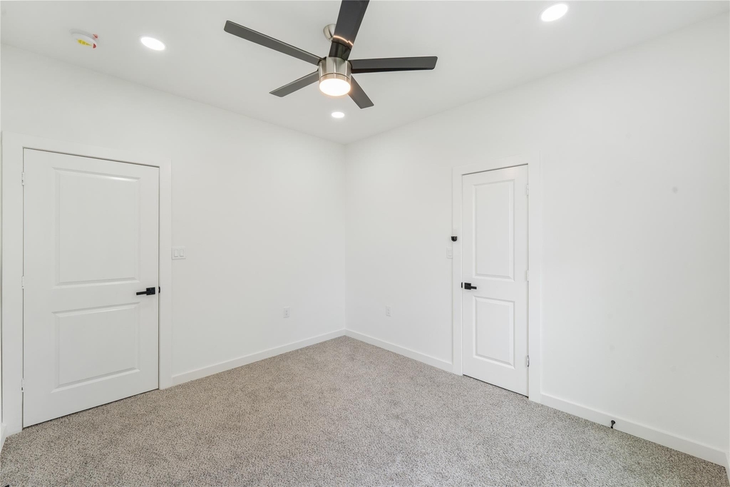 6809 Fairway - Photo 16