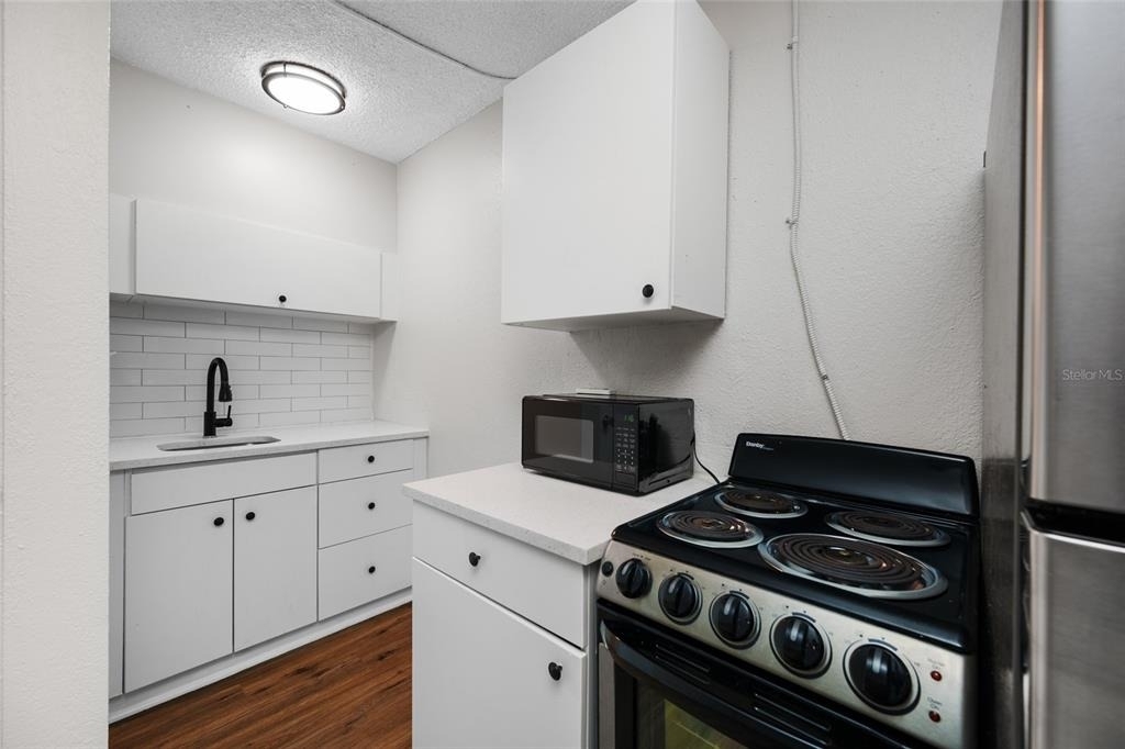 425 2nd Street N - Photo 15