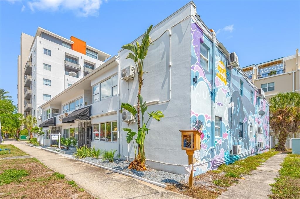 425 2nd Street N - Photo 1
