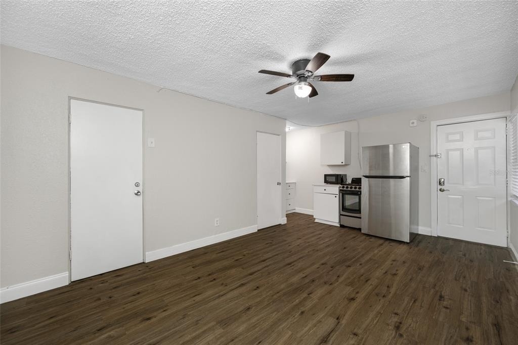 425 2nd Street N - Photo 12