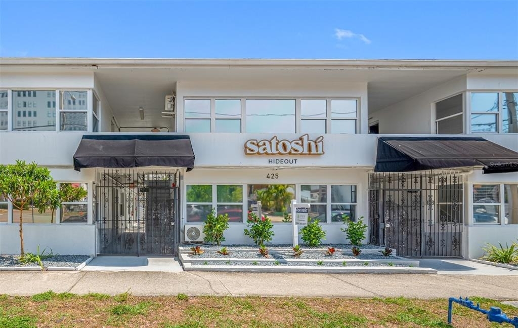 425 2nd Street N - Photo 0