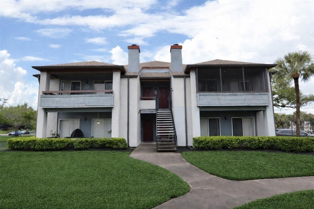 10263 Gandy Boulevard N - Photo 1