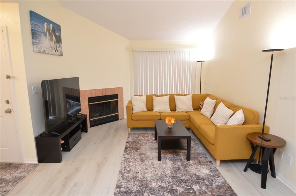 10263 Gandy Boulevard N - Photo 17