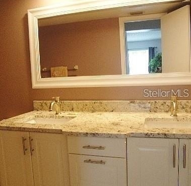 6061 Bahia Del Mar Boulevard - Photo 2