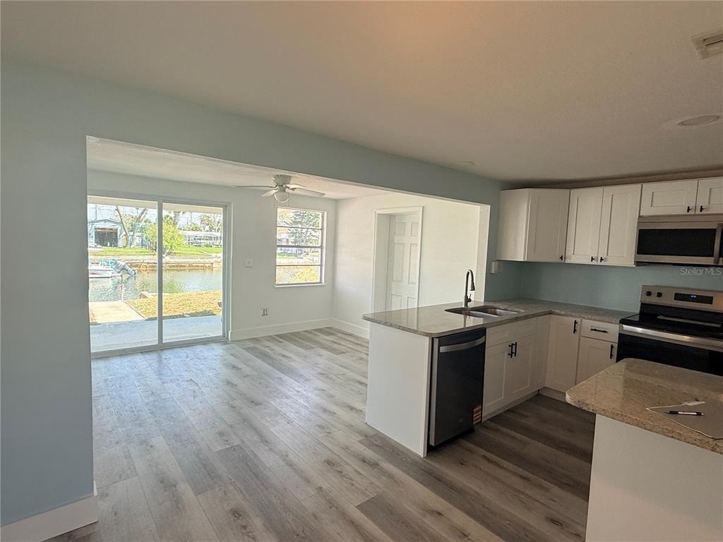 13428 Neptune Drive - Photo 15