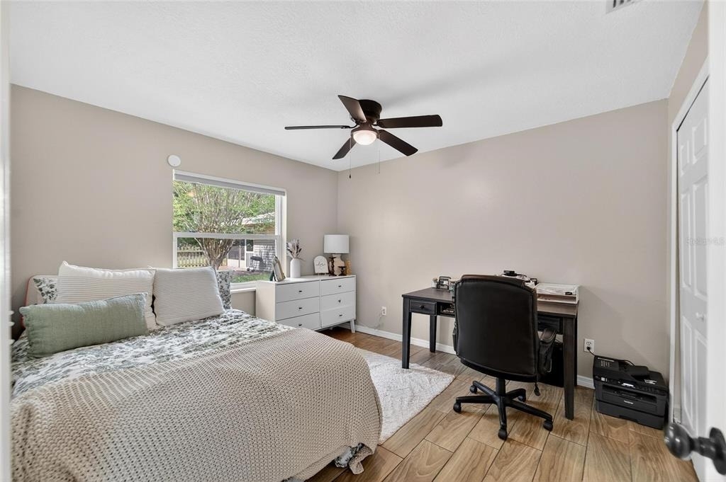 5502 Peach Avenue - Photo 33