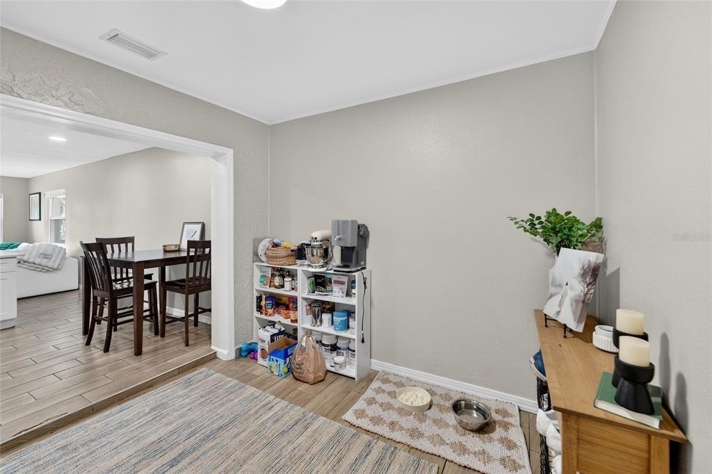 5502 Peach Avenue - Photo 25
