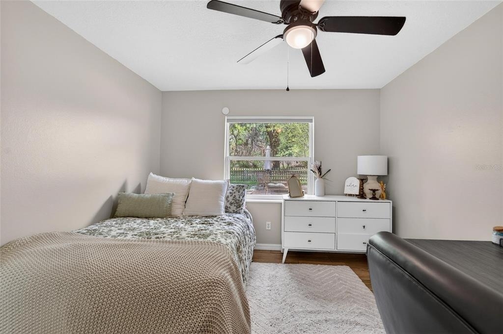 5502 Peach Avenue - Photo 35