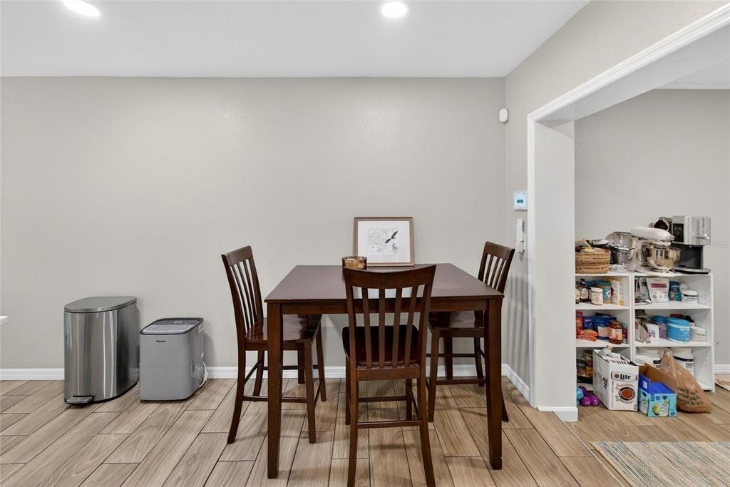 5502 Peach Avenue - Photo 21