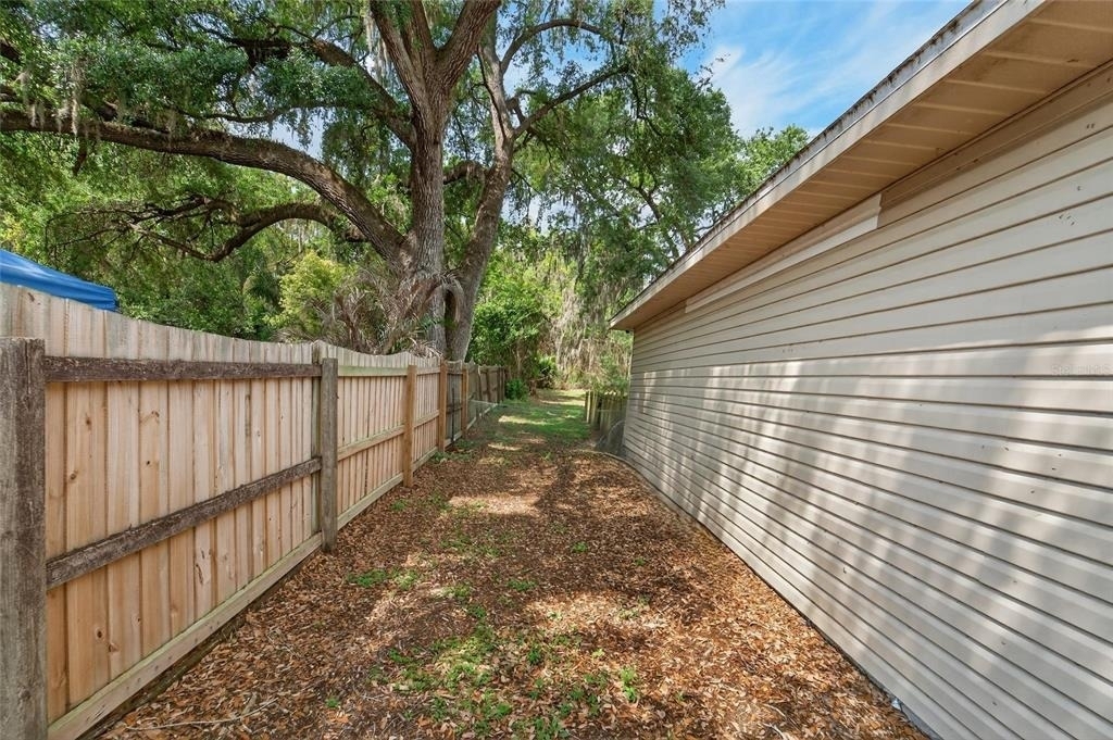 5502 Peach Avenue - Photo 47