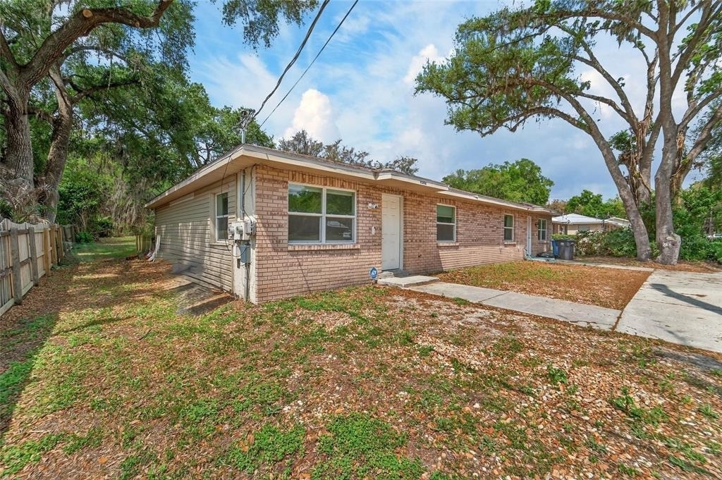 5502 Peach Avenue - Photo 3