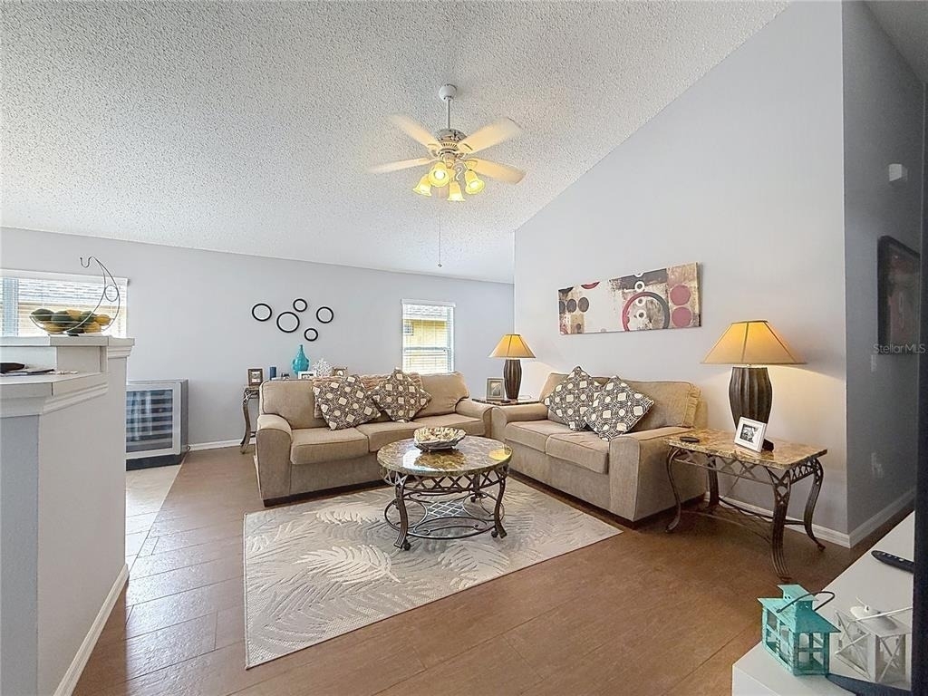 1140 Mariner Cay Drive - Photo 2