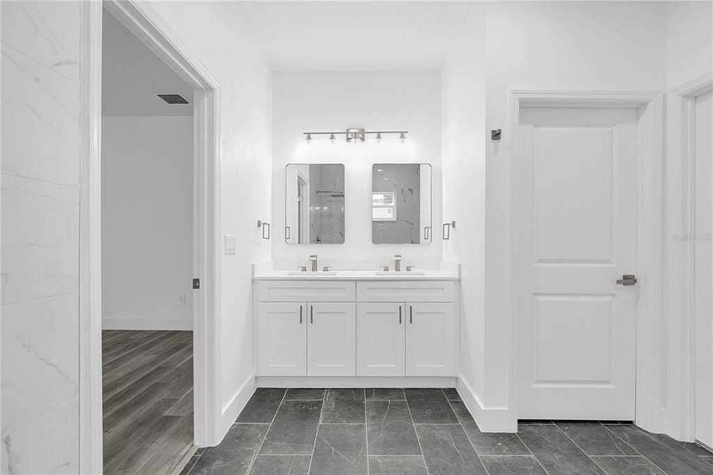 555 Gagnon Street Se - Photo 6