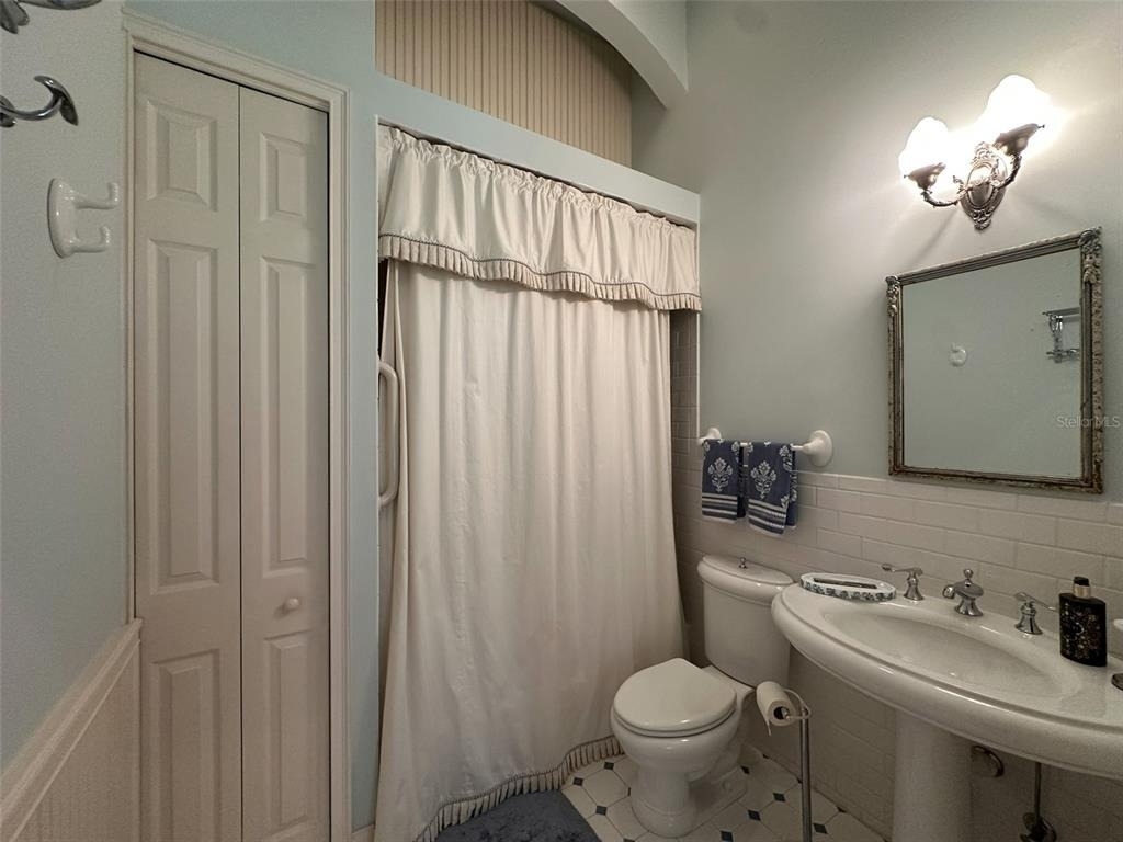 6425 Nw 202nd Place - Photo 55