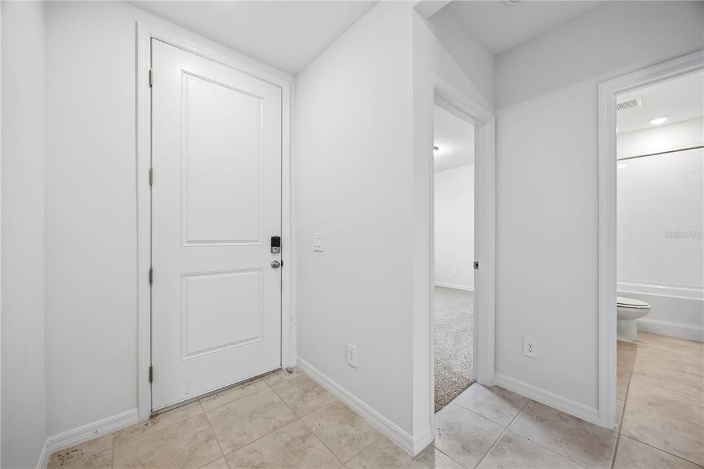 5009 Katrina Drive - Photo 5