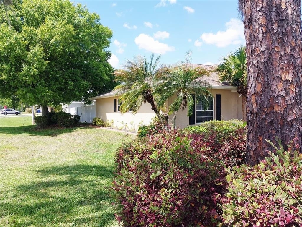 4031 Santa Barbara Drive - Photo 3