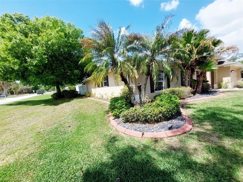 4031 Santa Barbara Drive - Photo 9