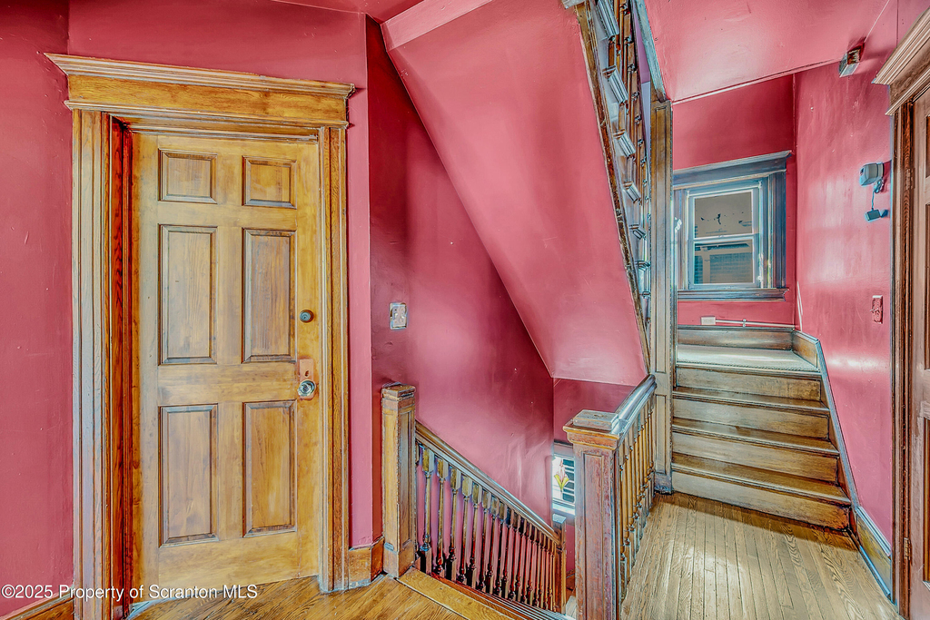 533 S Franklin Street - Photo 28