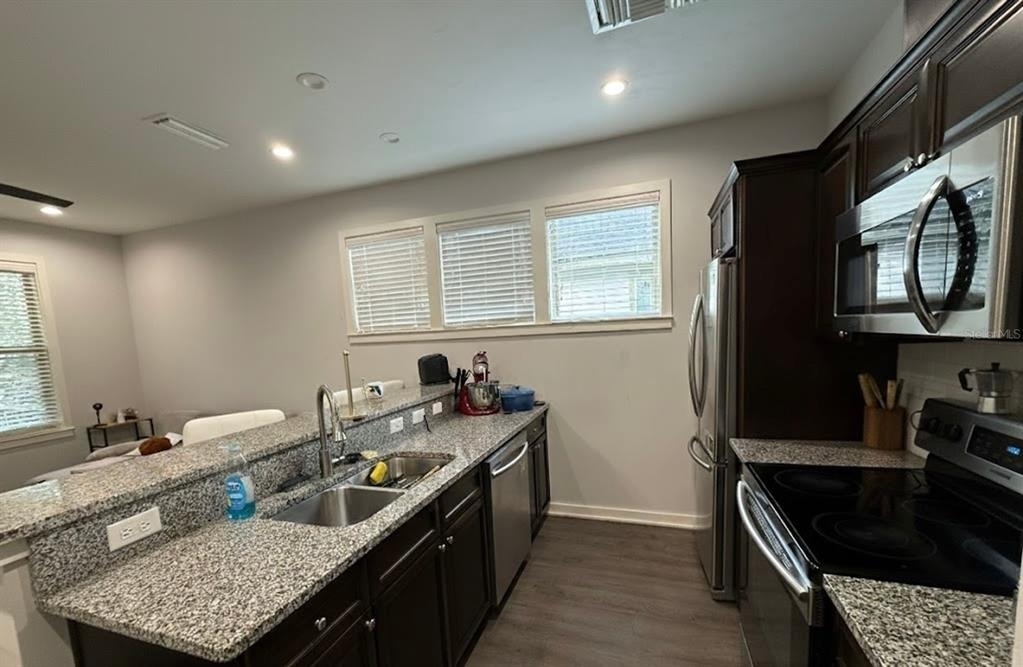 717 Nw 10th Street - Photo 3