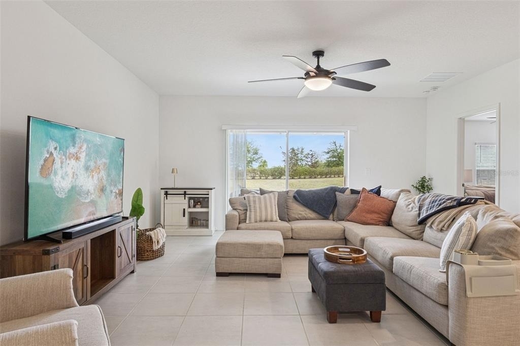 1099 Calico Pointe Circle - Photo 2