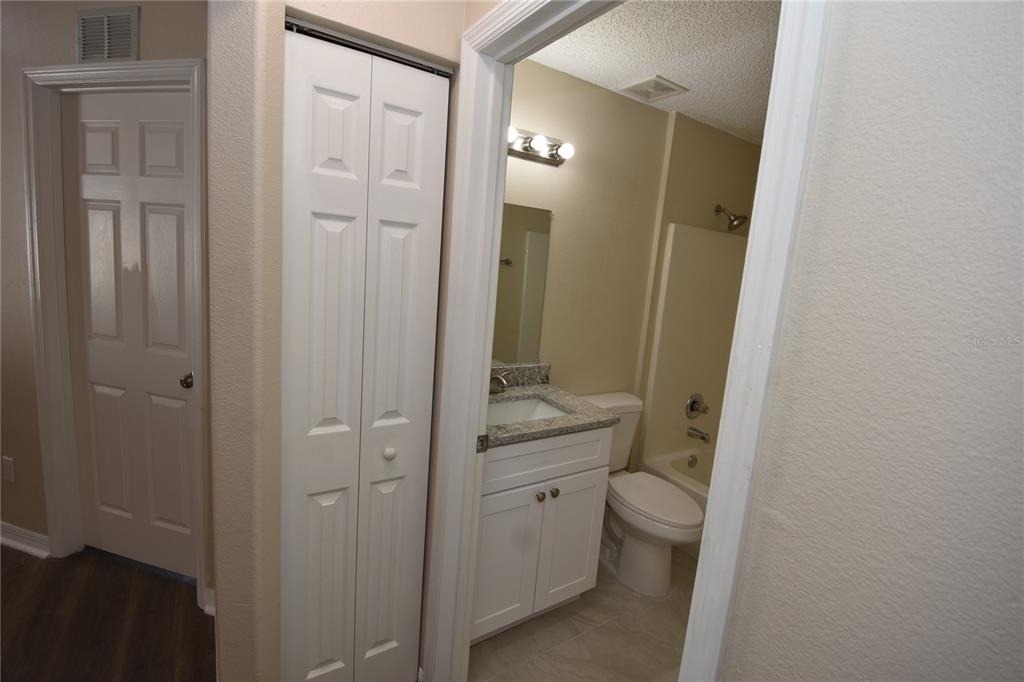 6 Seckel Court - Photo 12