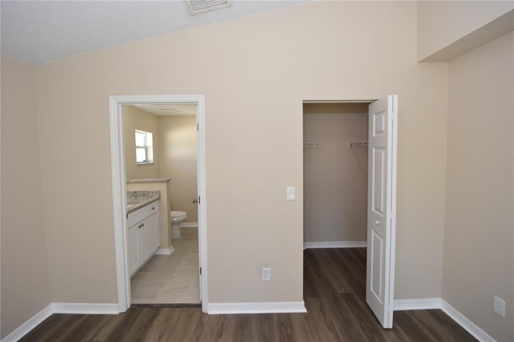 6 Seckel Court - Photo 29