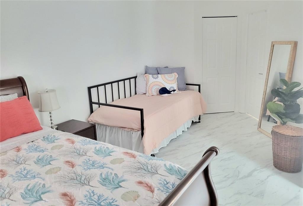 2903 63rd Street W - Photo 11