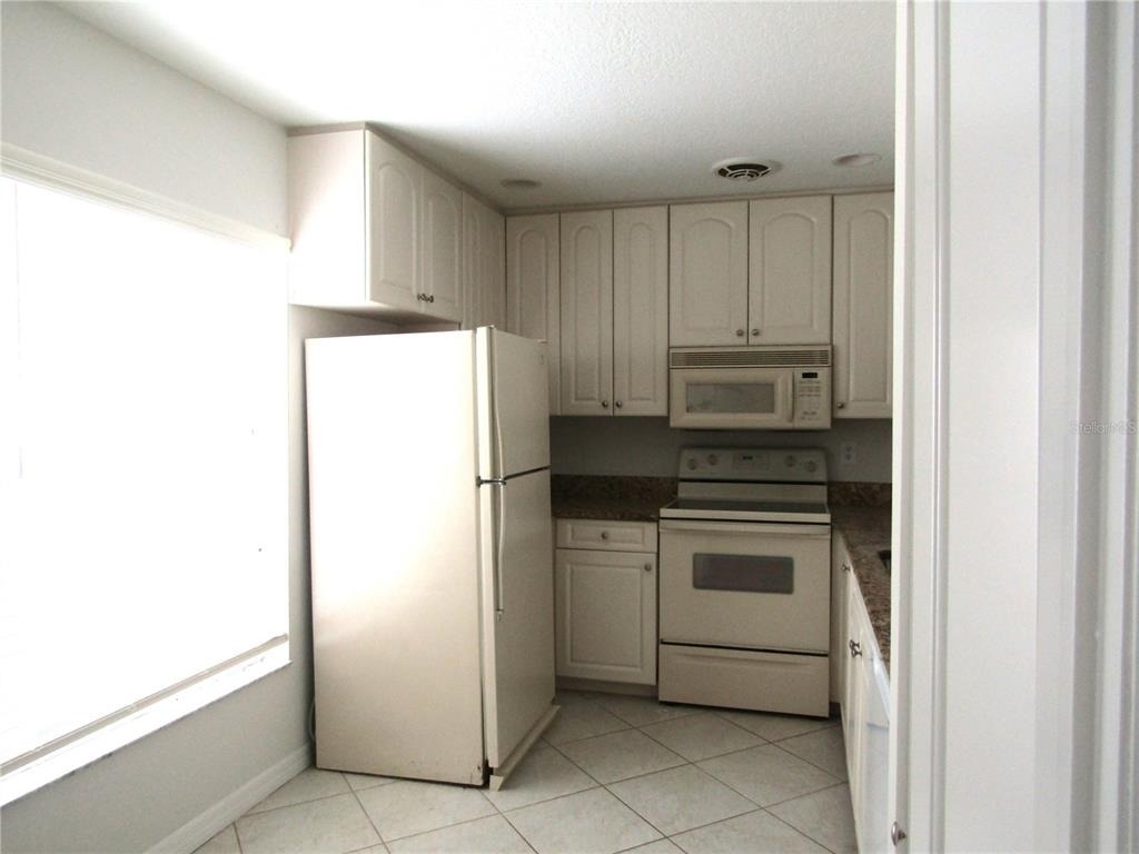 3010 Ringwood Meadow - Photo 5