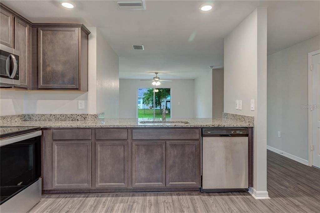 4127 Snowdrop Street - Photo 9