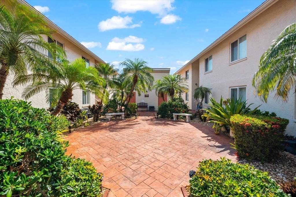 6708 Sarasea Circle - Photo 0