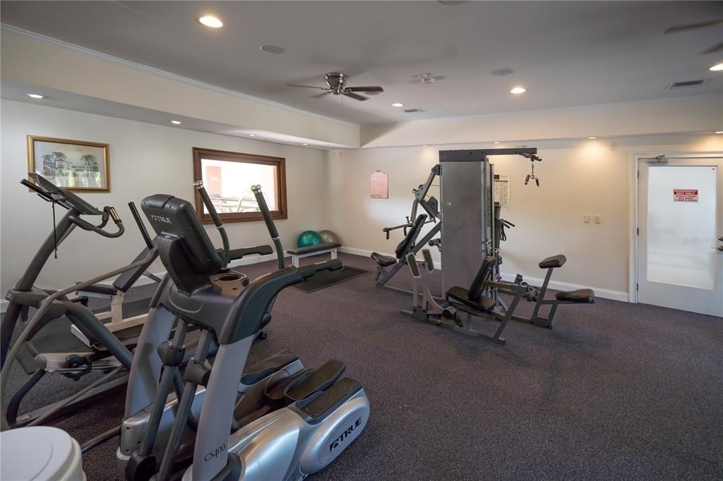 10263 Gandy Boulevard N - Photo 42