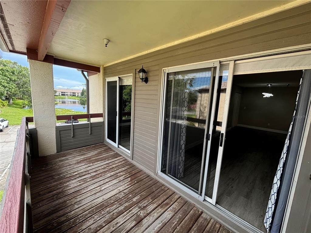 10263 Gandy Boulevard N - Photo 10