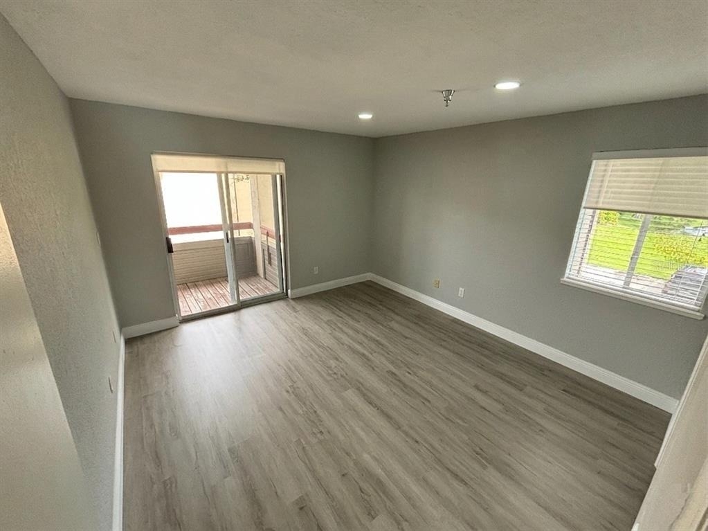 10263 Gandy Boulevard N - Photo 25