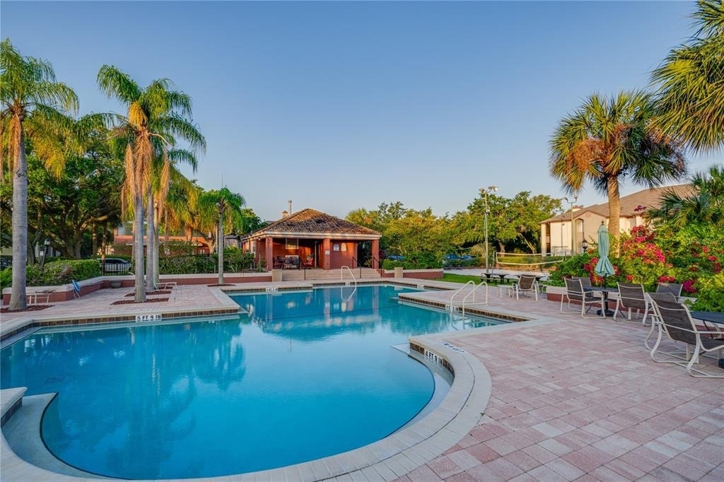10263 Gandy Boulevard N - Photo 4