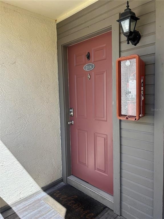 10263 Gandy Boulevard N - Photo 1