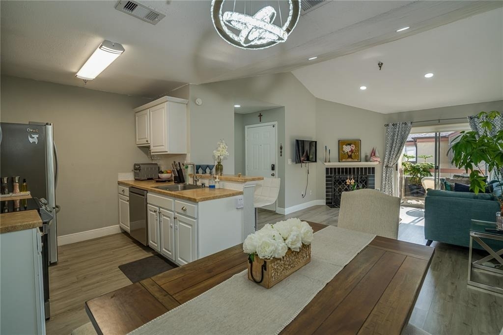 10263 Gandy Boulevard N - Photo 18