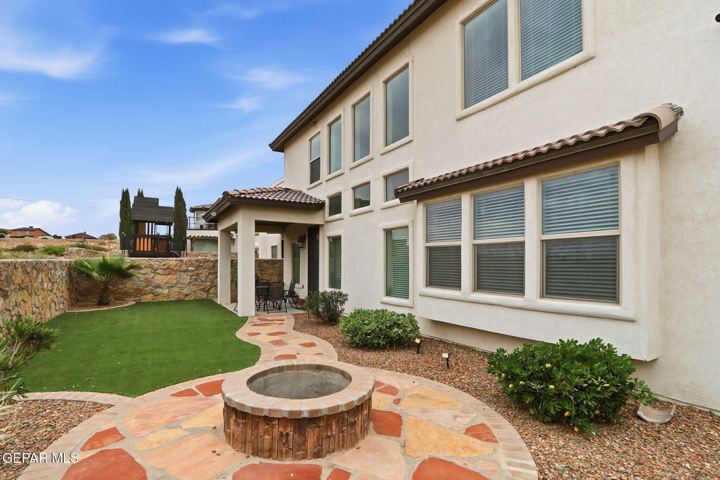 12081 Silver Crown Road - Photo 21
