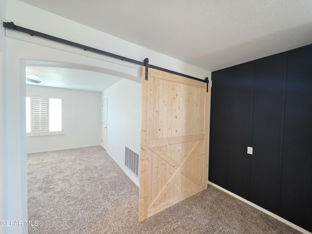 7517 Red Cedar Drive - Photo 15