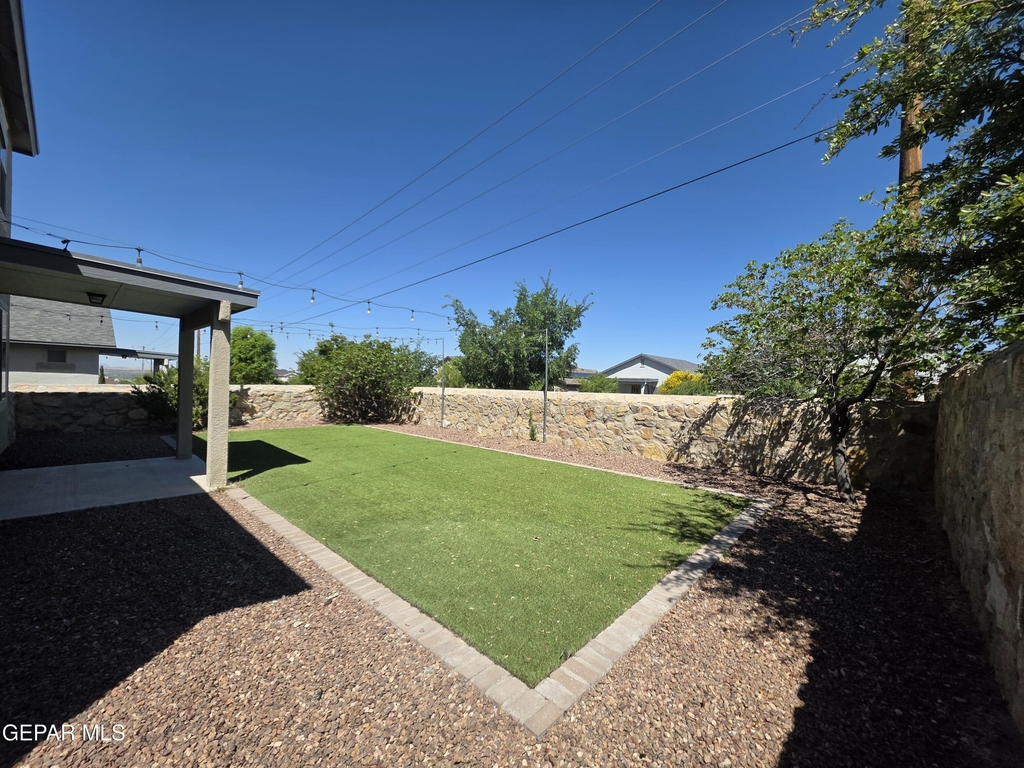 7517 Red Cedar Drive - Photo 22