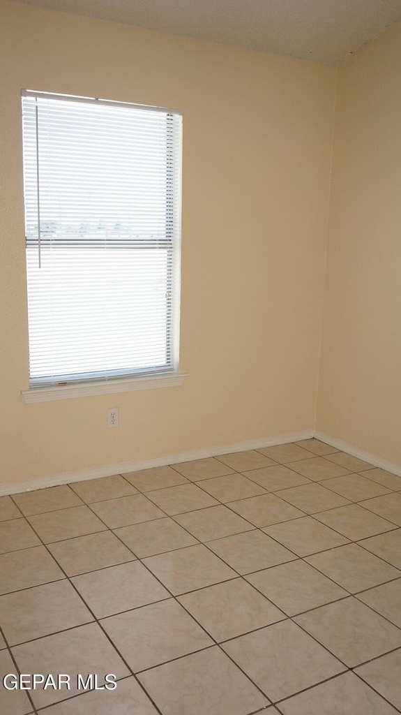 8909 Herbert Street - Photo 17