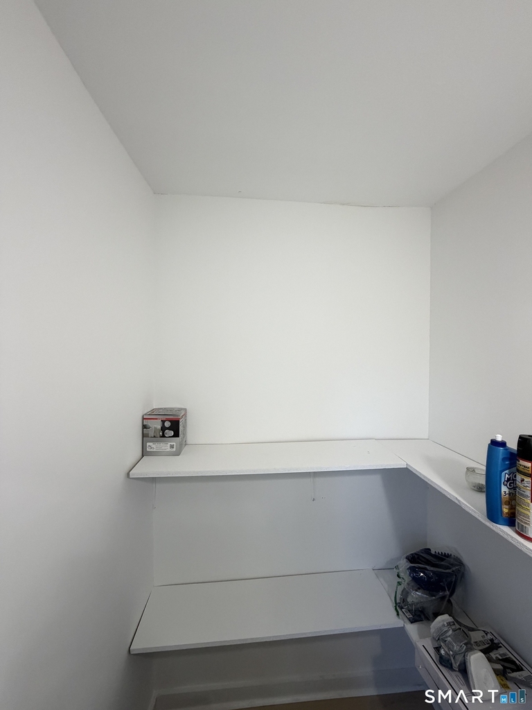 142 Cowles Street - Photo 10