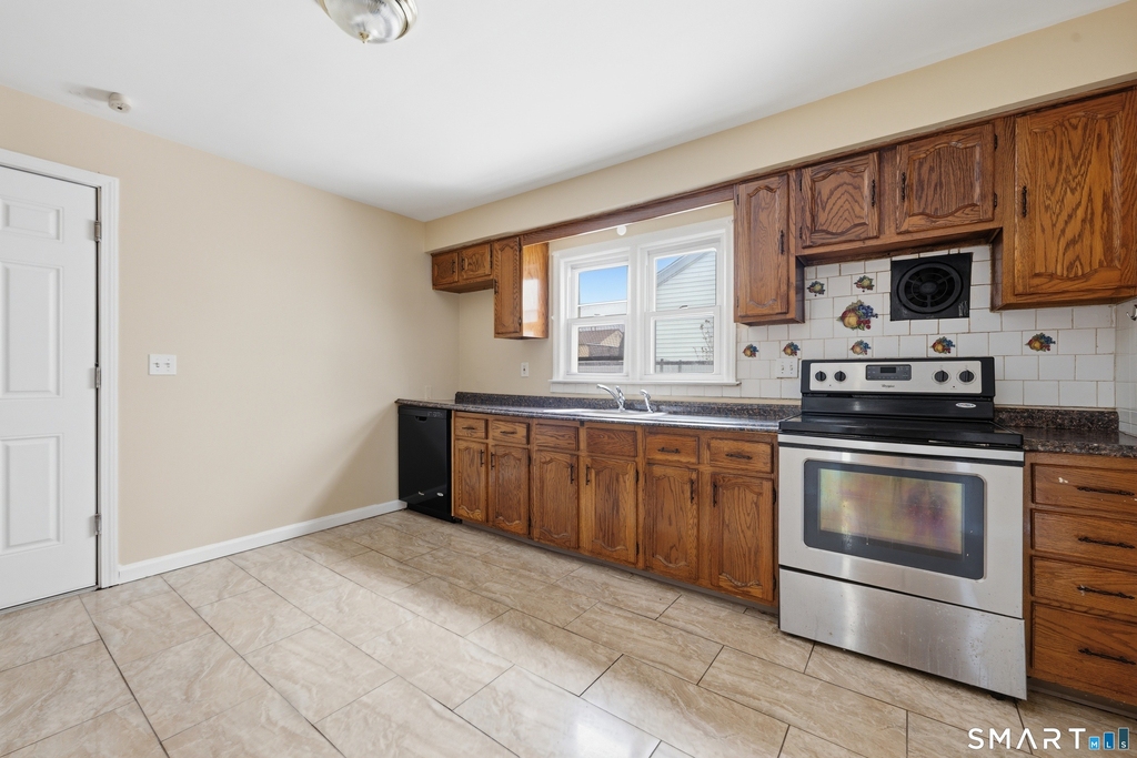 972 Capitol Avenue - Photo 7