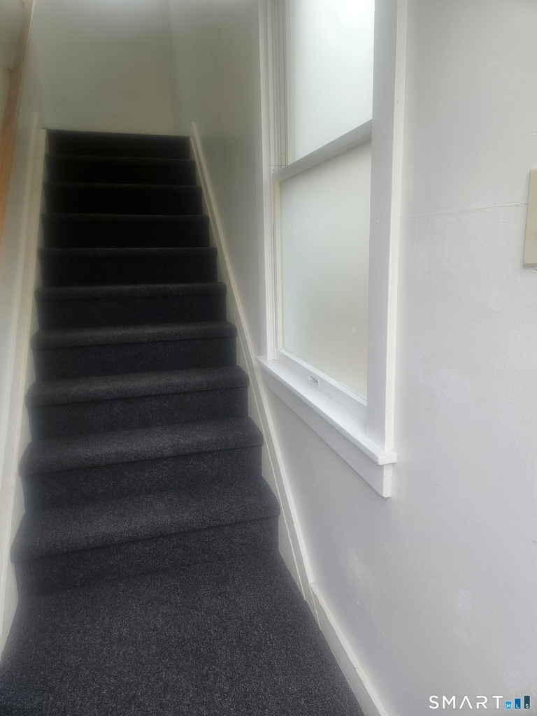 17 Lake Avenue - Photo 7