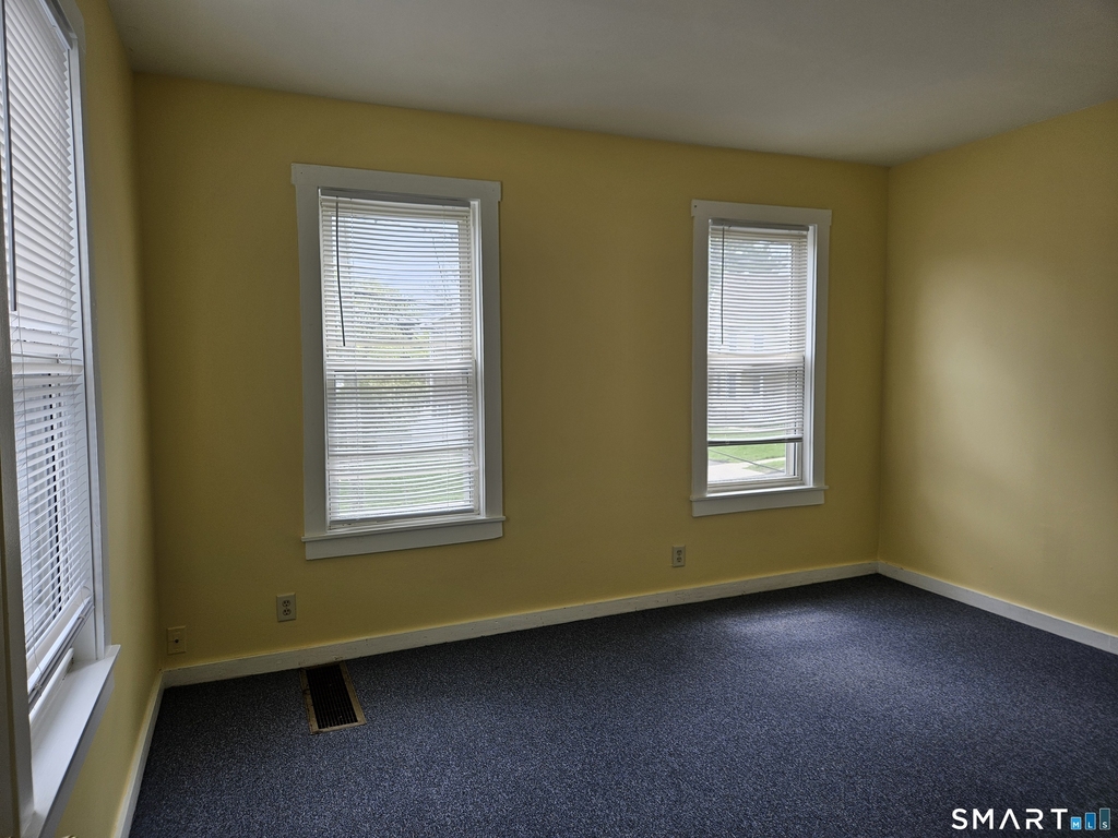 17 Lake Avenue - Photo 12