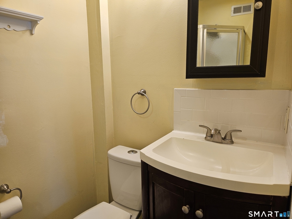 17 Lake Avenue - Photo 14
