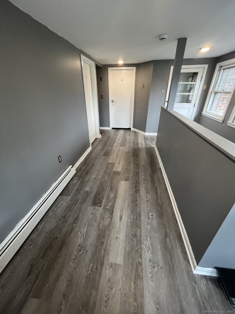 8 Burnham Street - Photo 7