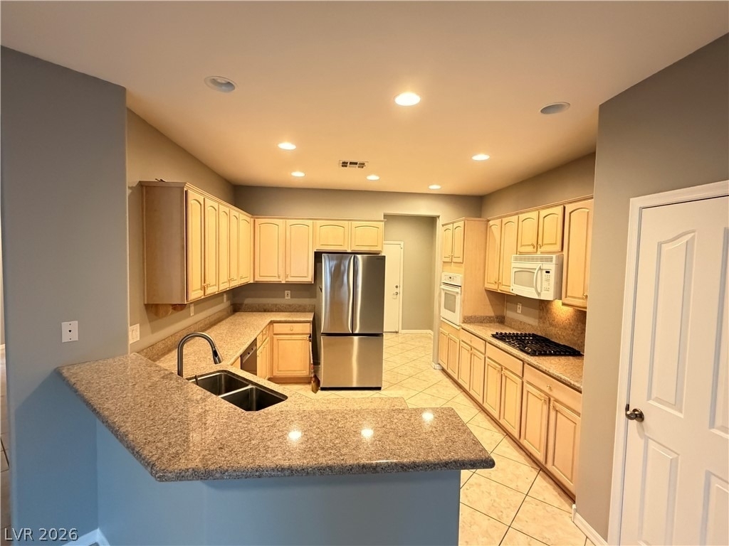 2759 Foxtail Creek Avenue - Photo 15