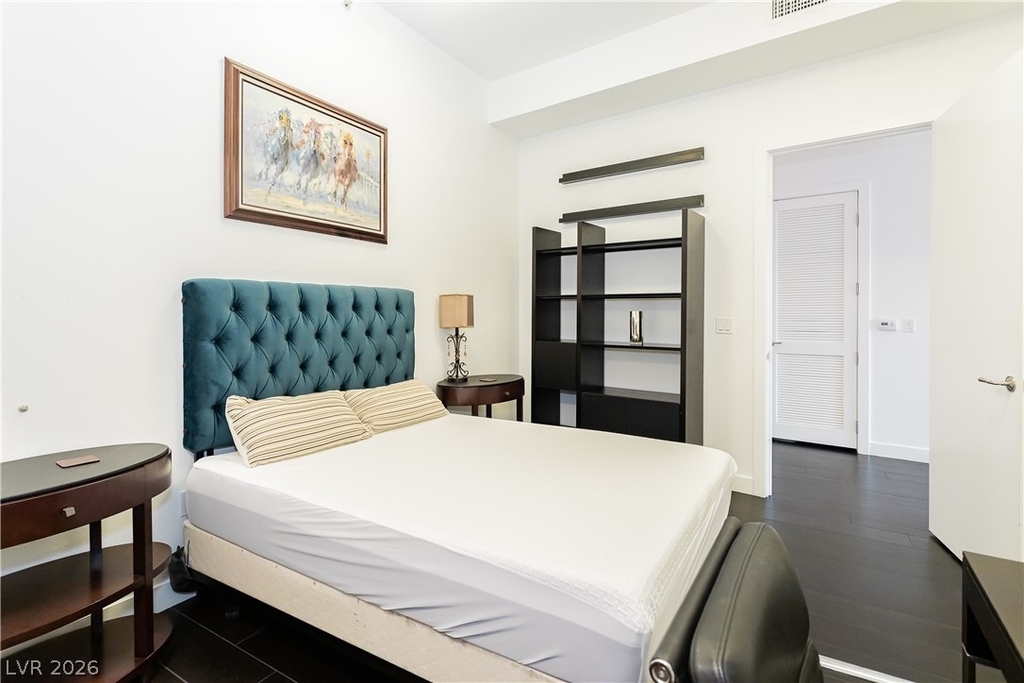 360 E Desert Inn Road - Photo 15
