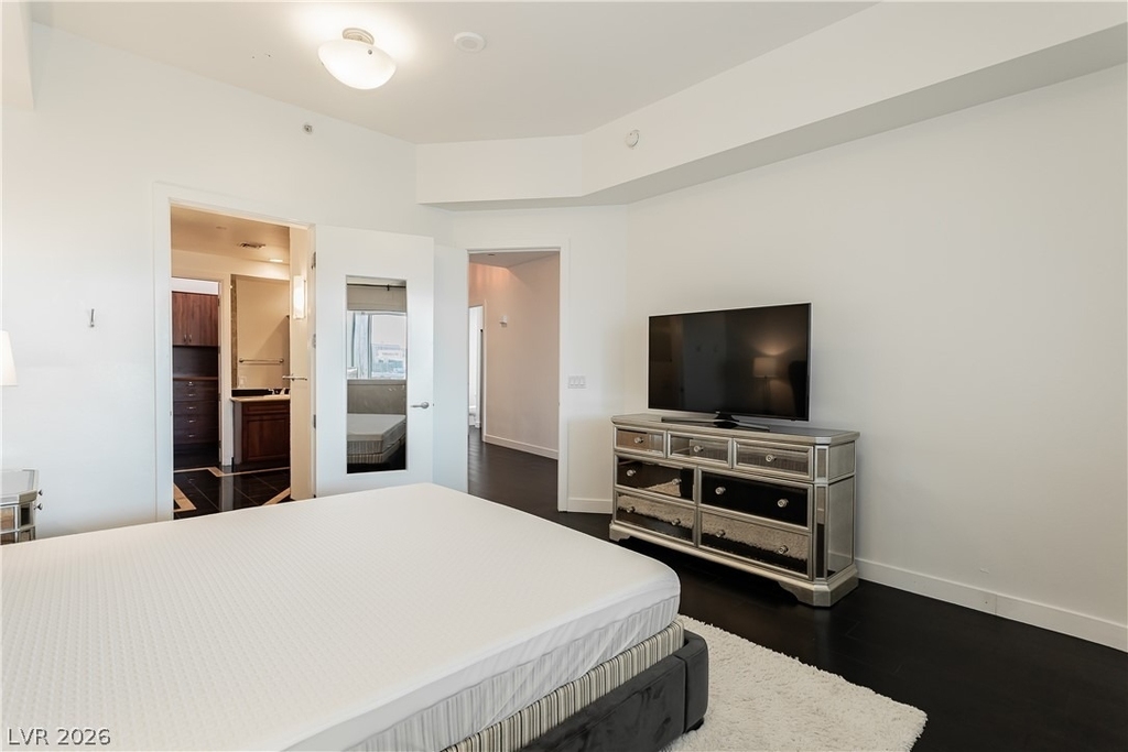 360 E Desert Inn Road - Photo 34