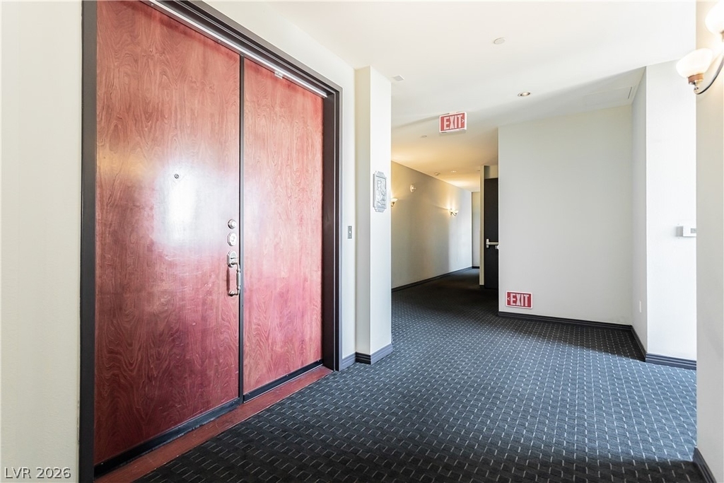 360 E Desert Inn Road - Photo 9